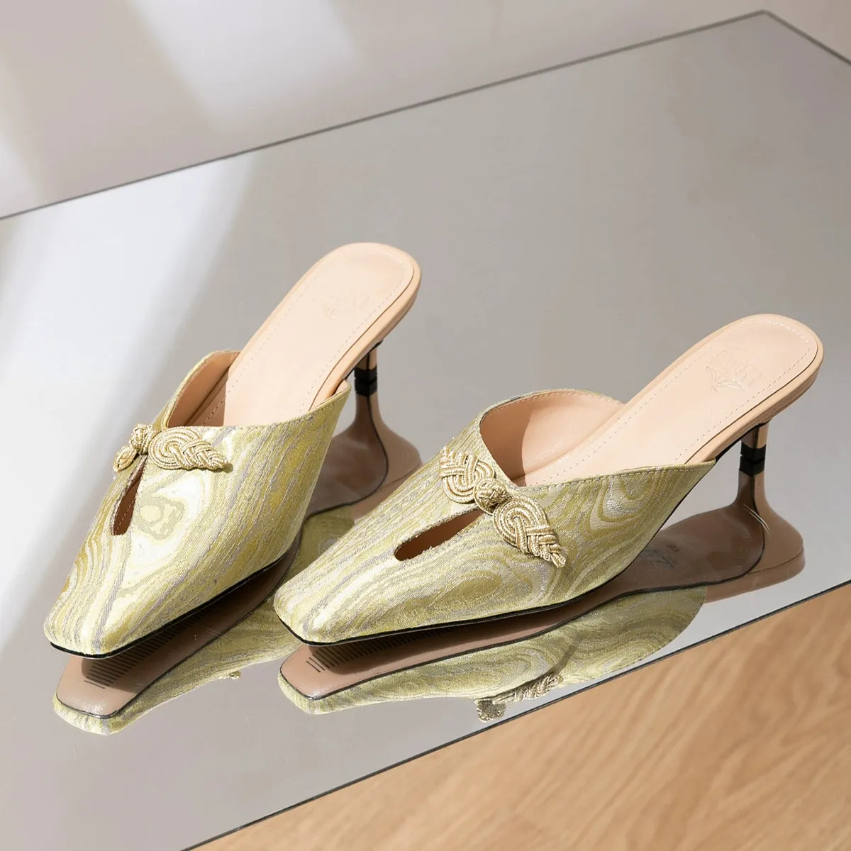 B-FEI o Chinese style new square-topped kitten heel  mule - Shior