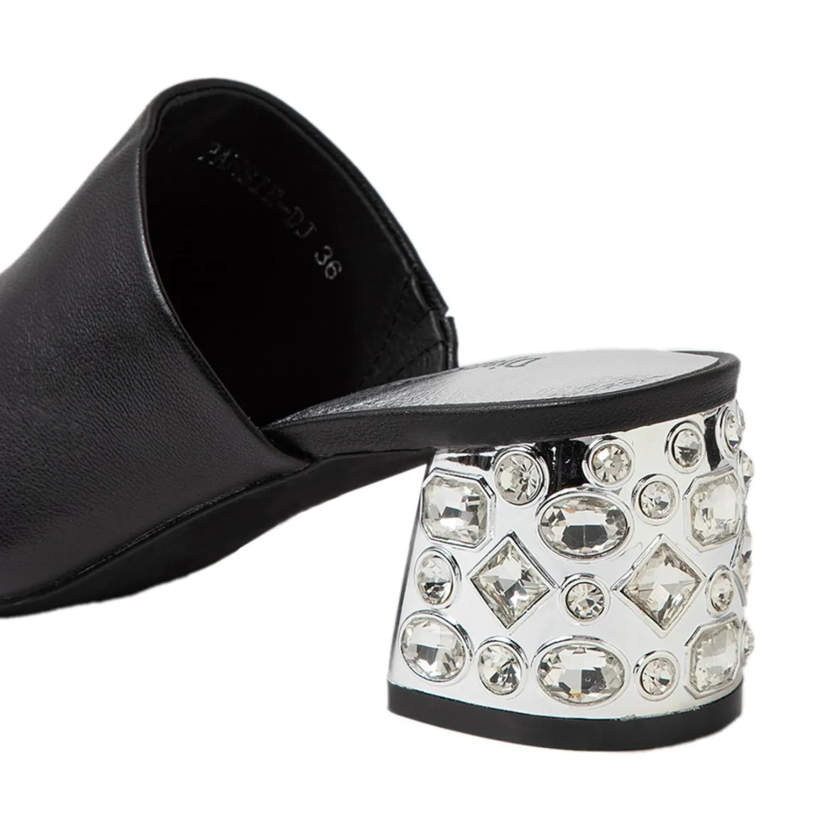 Django & Juliette "Pansie" Black - Block Heel Mule