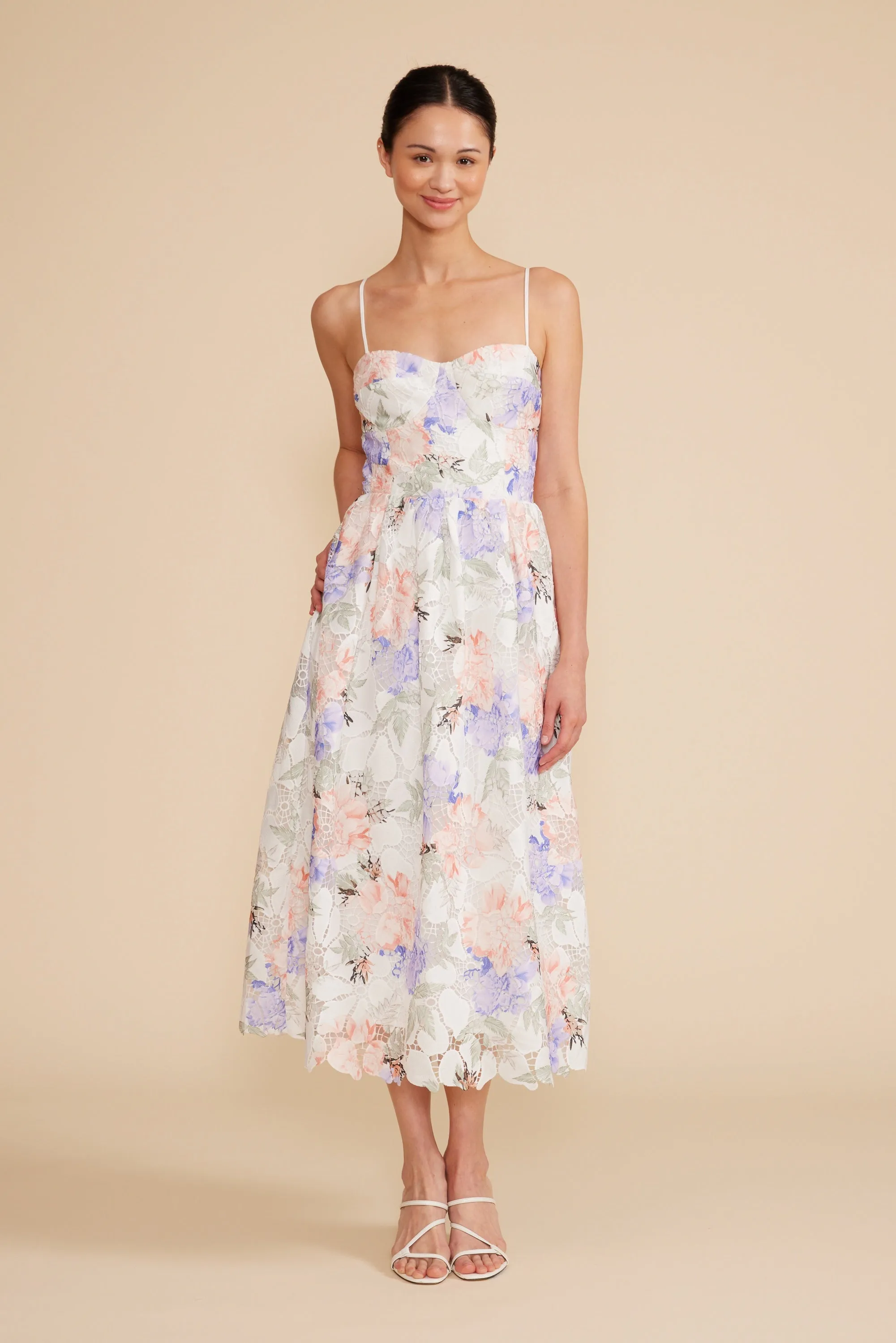 Edda Lace Elegance Midi Dress