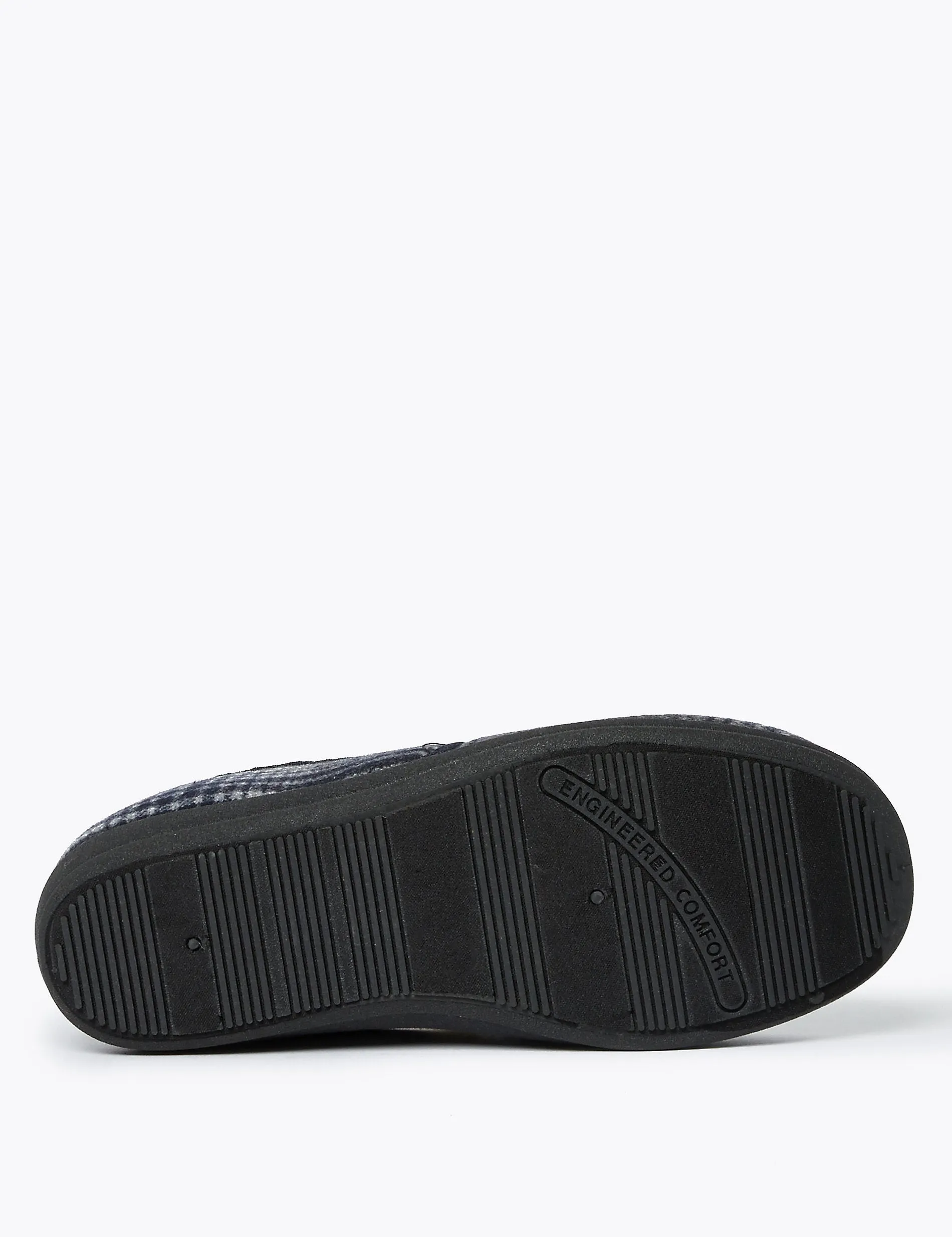 Fleece lined slippers with Freshfeet Marks & Spencer, black mix