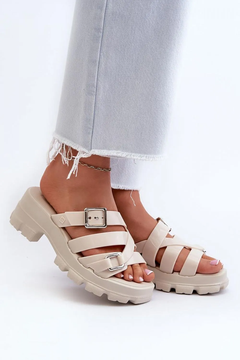 Flip-flops model 197669 Step in style