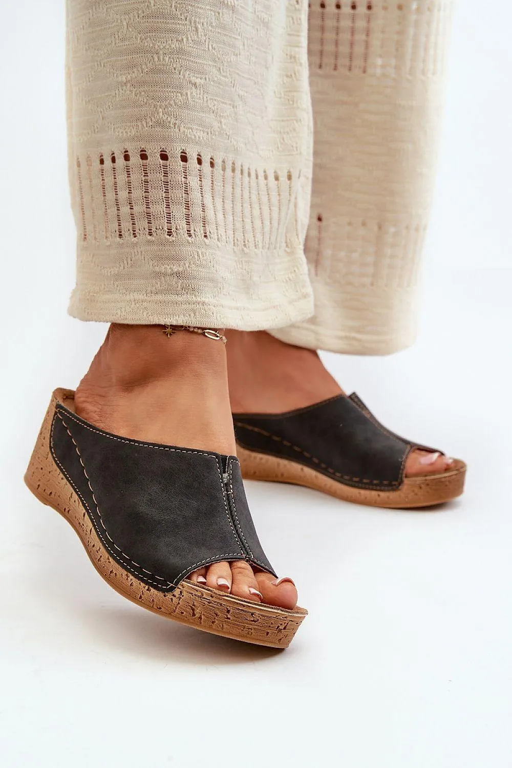 Flip-flops model 198463 Step in style