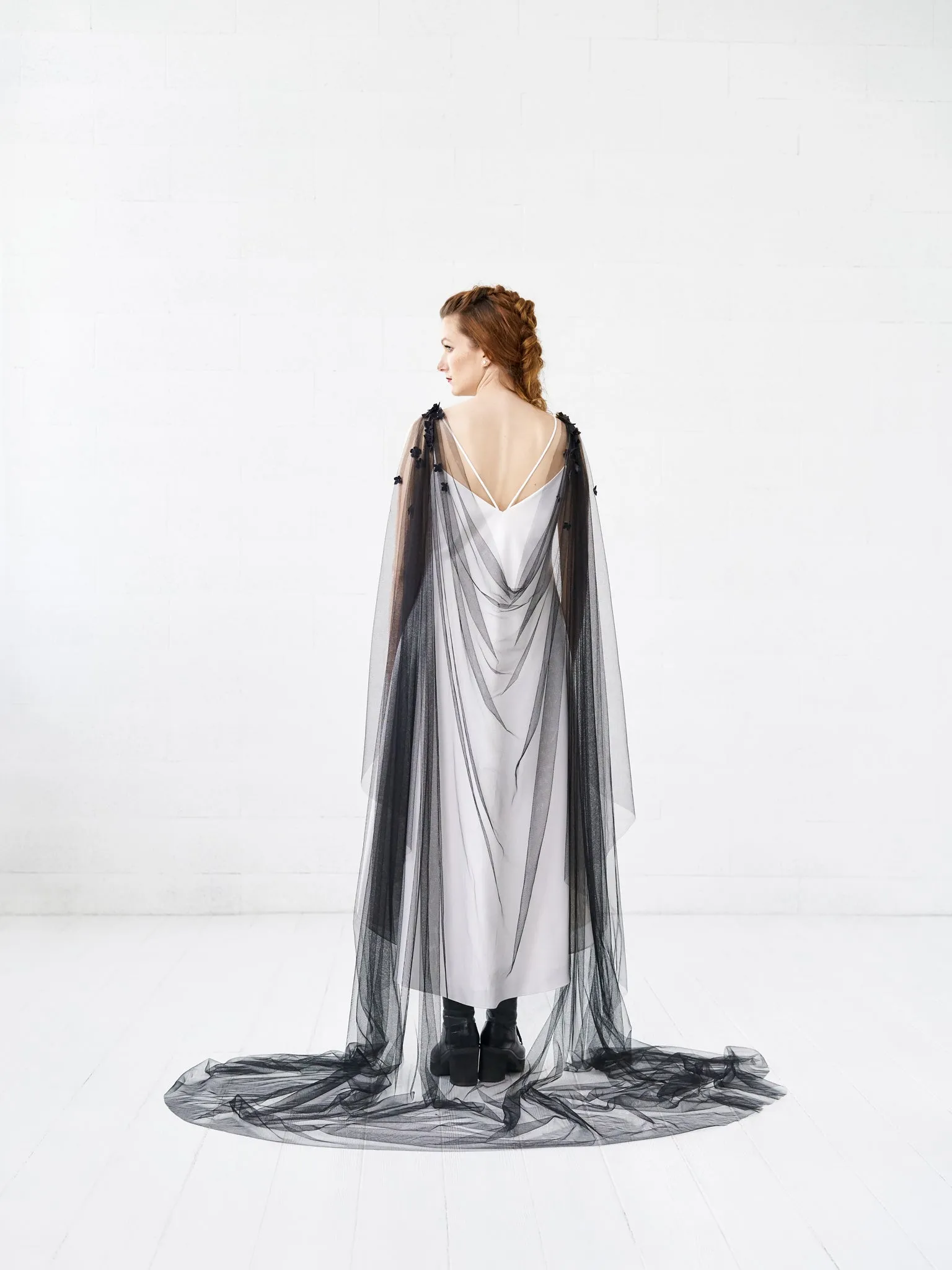 Floral cape veil - SABINE