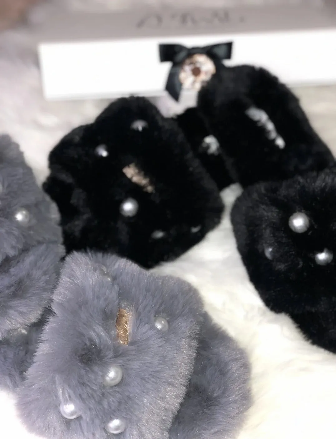 Pearl Faux- Fur Comfort Slippers
