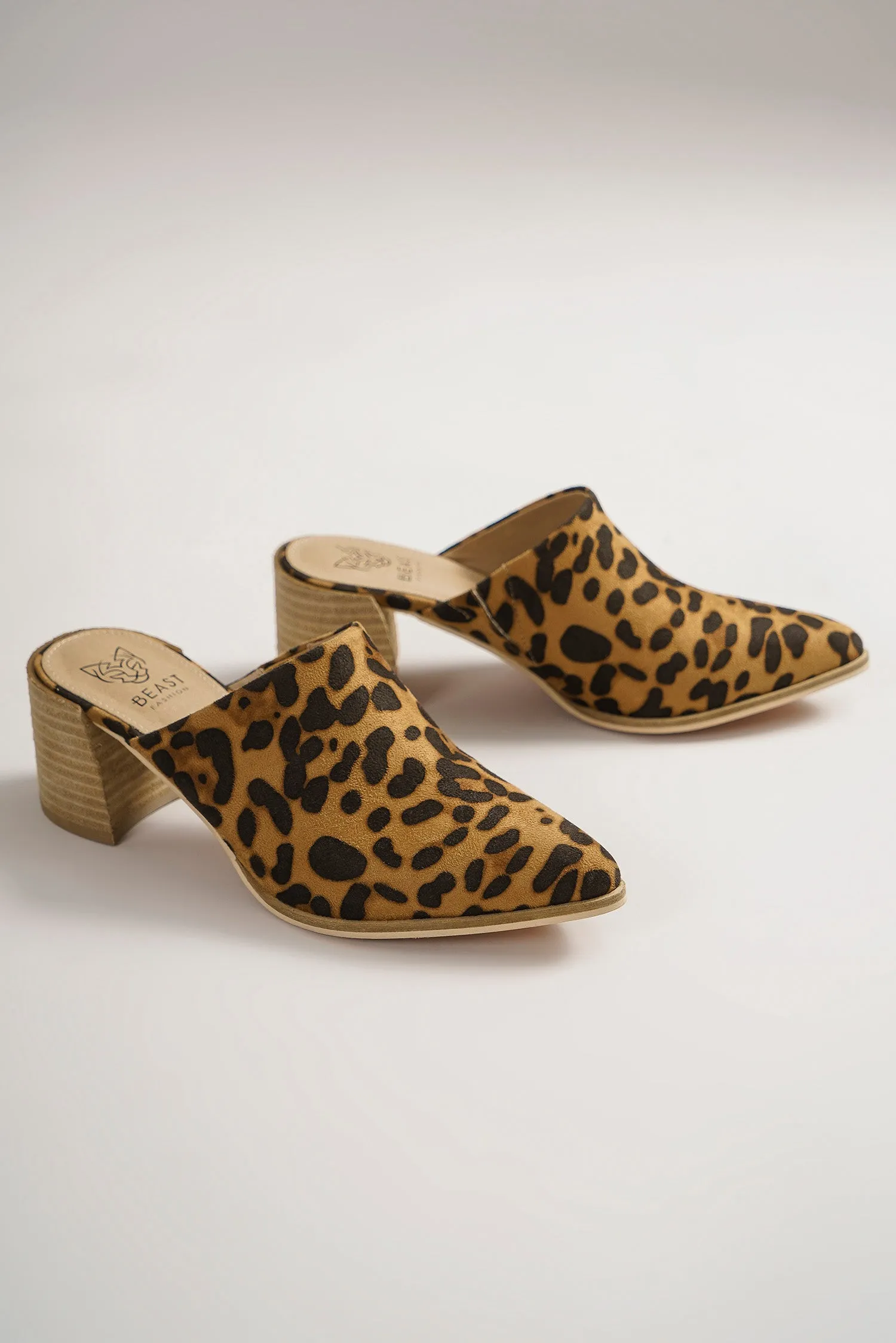 STEPHANIE-01 -Leopard