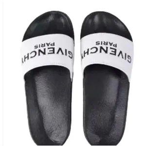 Trendy Men Rubber Flip Flops