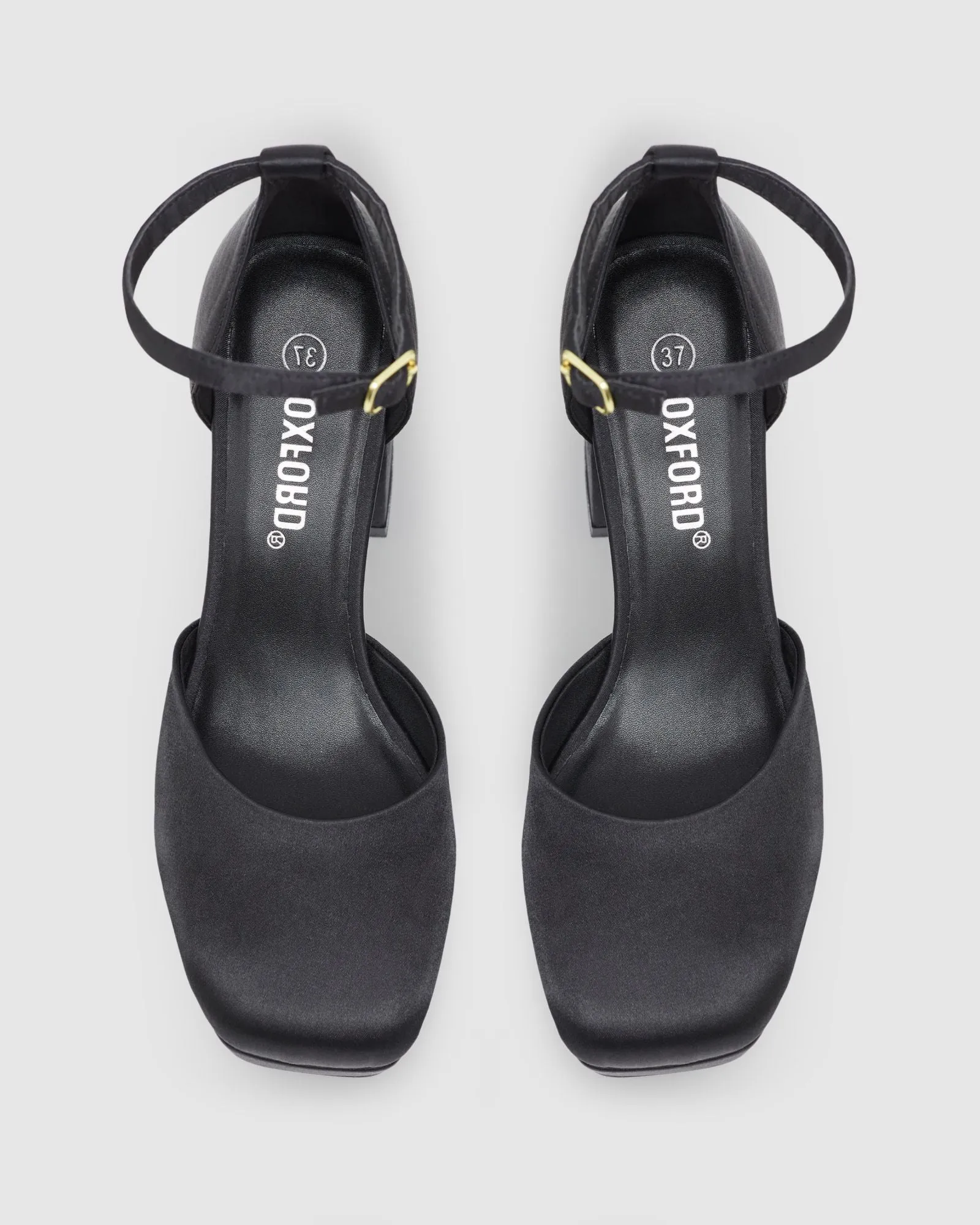 Victoria Closedtoe Platform